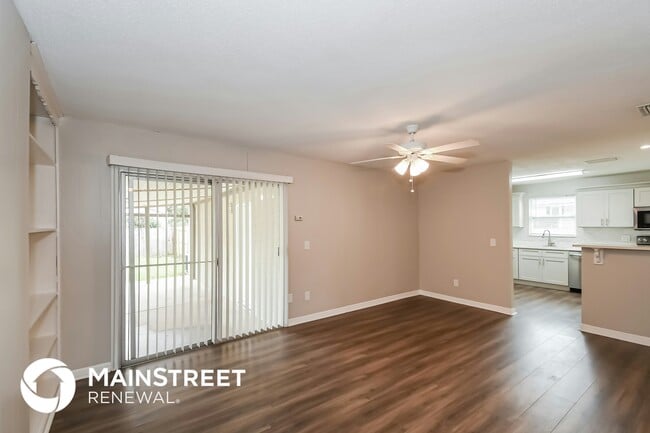 Photo - 3952 Chestwood Ave