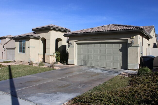 Room for Rent in Tehachapi.. - Room for Rent in Tehachapi.. House