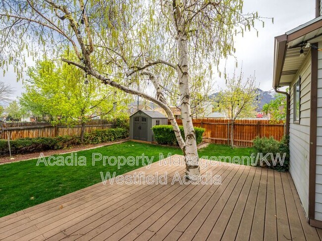 Photo - 1649 Michael Way