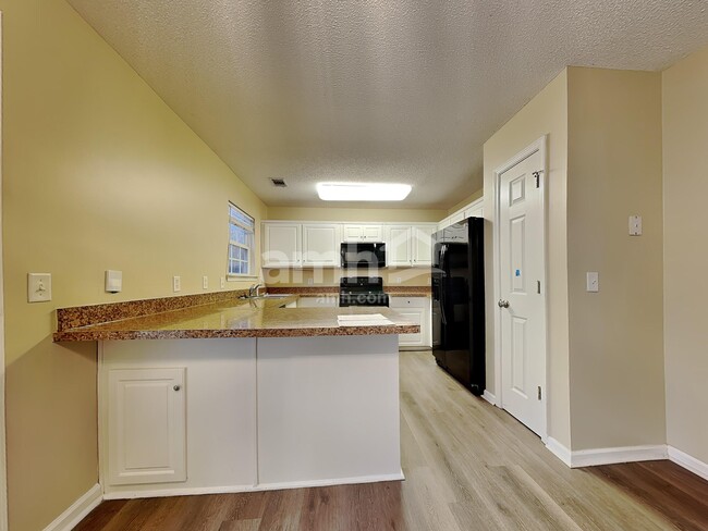 Photo - 26 Coronado Ct