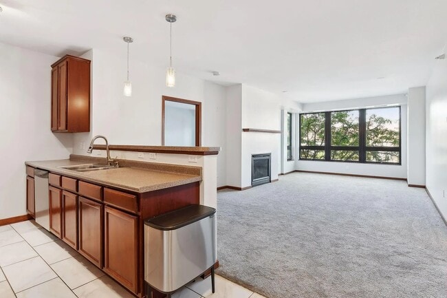 Photo - 7600 Lyndale Ave S Unidad 228