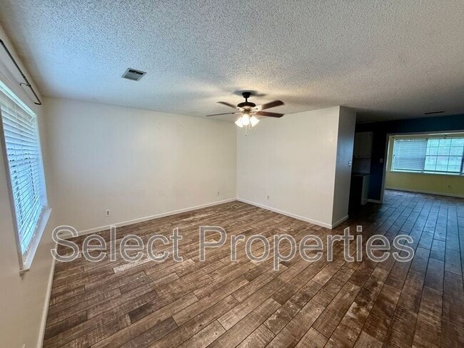 Photo - 1116 W Nettleton Ave