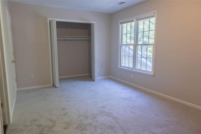 Photo - 721 Redland Dr