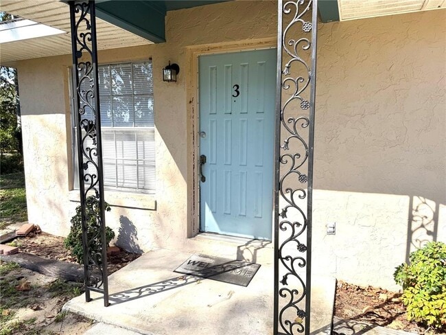 Building Photo - 610 Emerald Ave Unit 3