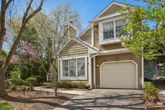 Photo - 14 Exeter Rd