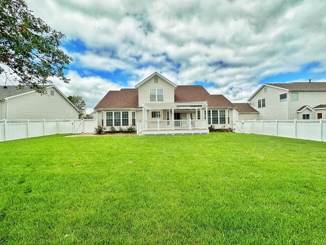 Photo - 6 Savannah Hill Dr