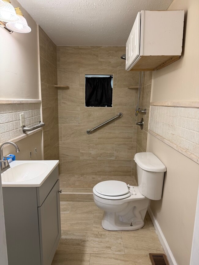 Photo - 2900 Dawson Ave SW