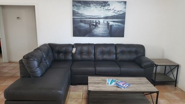 Photo - 123 E Dolphin St Unit 2