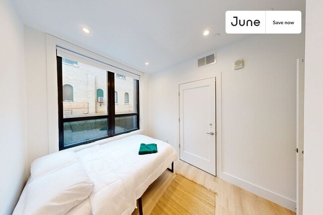 Photo - 2000 P St NW