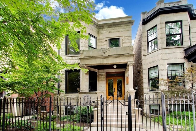 Building Photo - 3752 N Wayne Ave