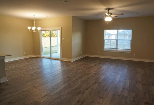 Building Photo - 3609 Leafy Pass