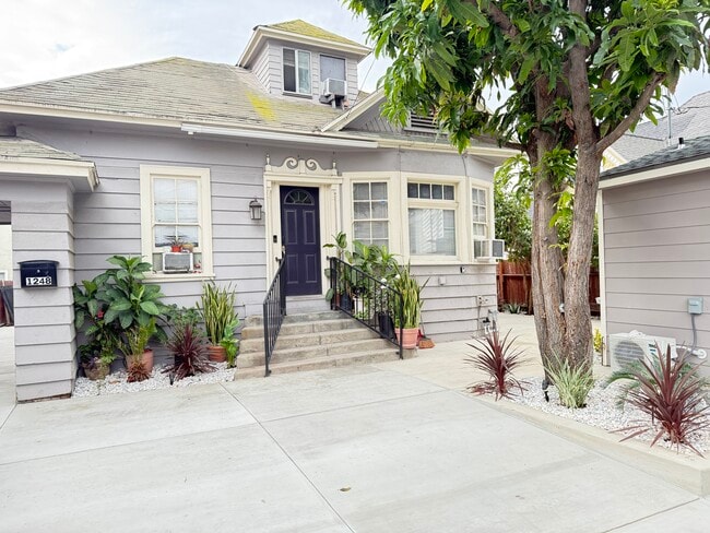 Photo - 1248 W 24th St