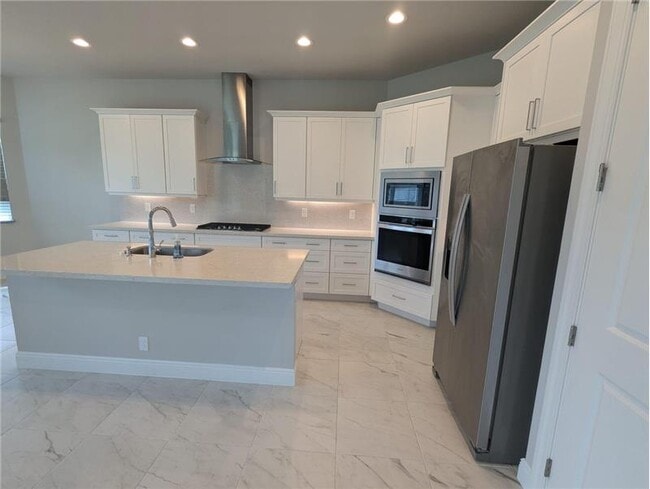 Photo - 9292 Crestview Cir