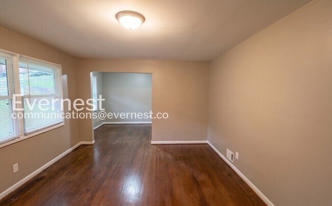 Photo - 317 Westwood Dr