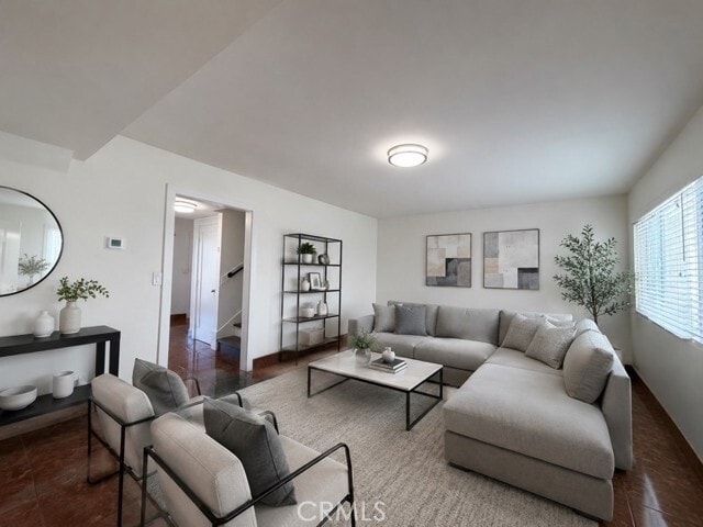 Building Photo - 1477 W 20th St Unit 7
