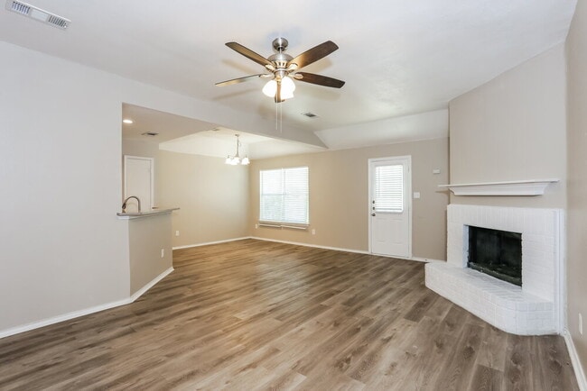 2628 Hidden Springs Dr