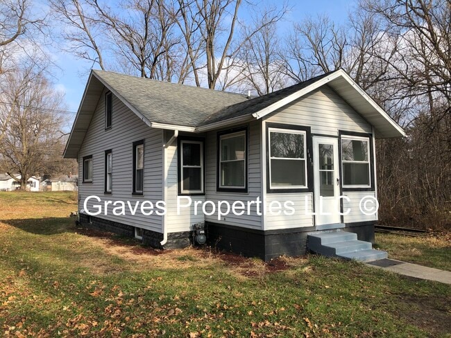 Photo - 1629 Michigan st