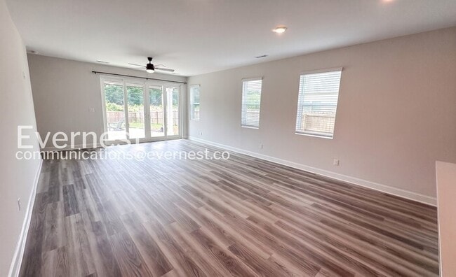 Photo - 108 Jude Ln