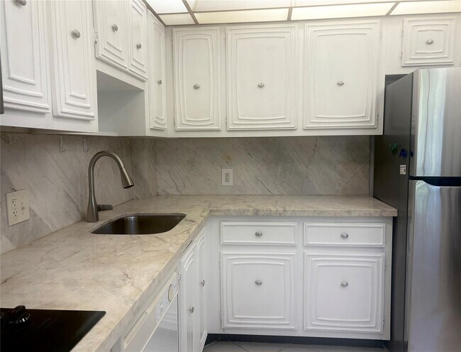 Photo - 2601 S Course Dr Unit 406