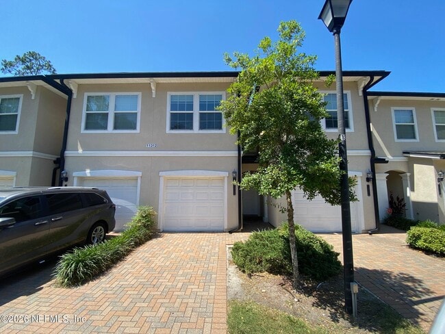 Building Photo - 11312 Estancia Villa Cir Unit 1005