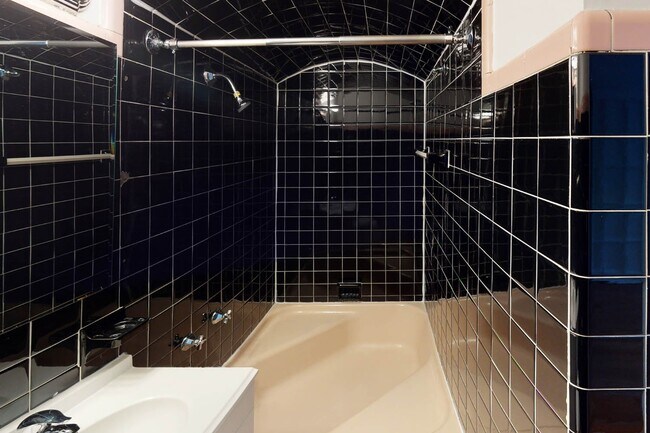 Photo - 5120 S. Hyde Park Boulevard