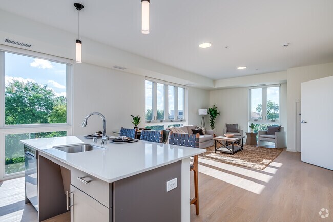 2BR, 2BA - 1,150SF - Living Room