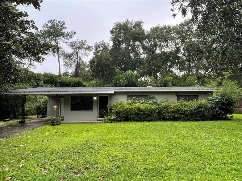 1410 NW 55 Ter
