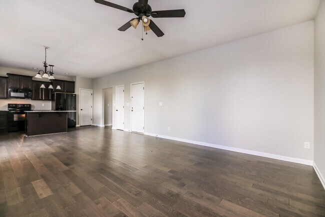 Photo - 26 W Lumber Ct