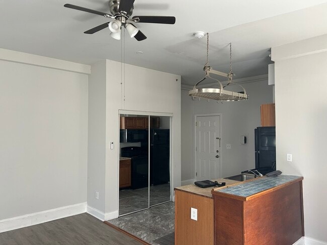 Photo - 31 N Paca St Unidad 3