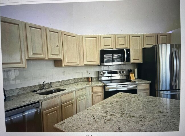 Building Photo - 9959 Perfect Dr Unit 154