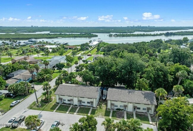 Photo - 118 Hardin Pl Unit C