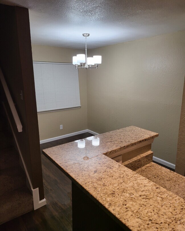 Photo - 2304 Balsam Dr