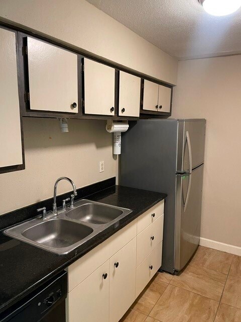 Photo - 5550 N Braeswood Blvd Unit 100