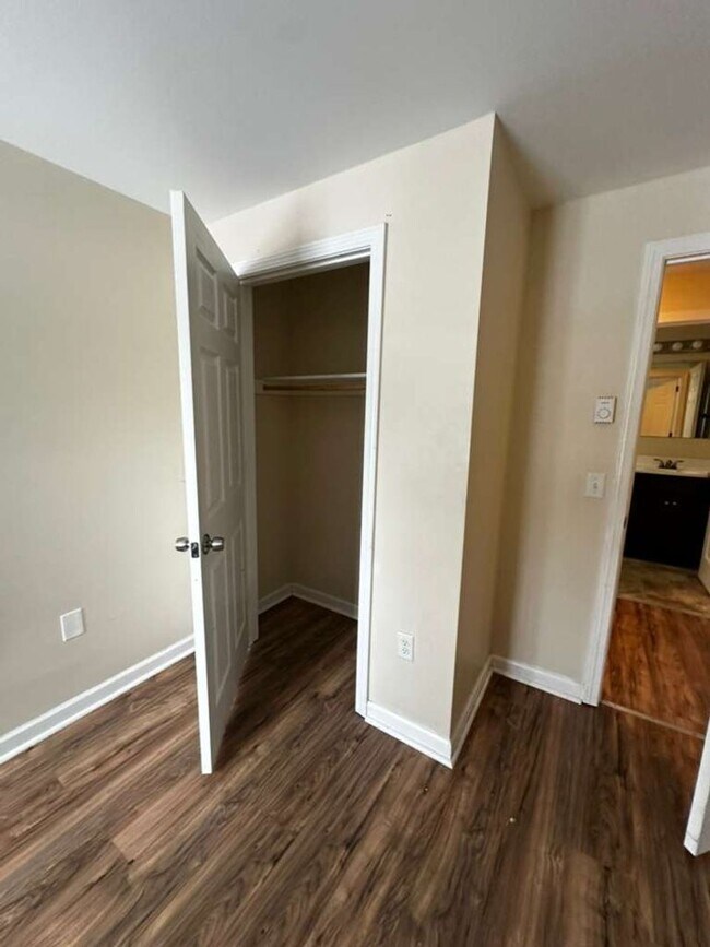 Photo - 32 North St Unit 1