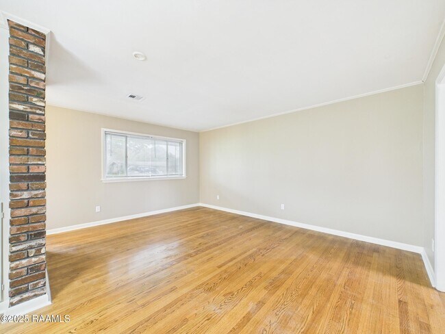 Photo - 216 Brentwood Blvd Casa