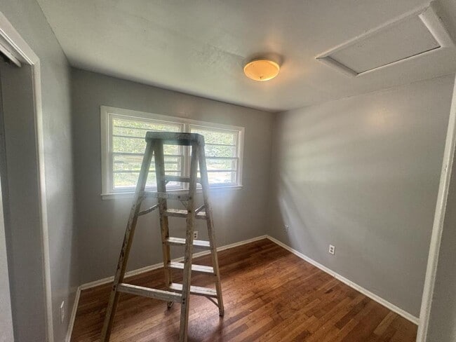 Photo - 1416 E Sedgefield Dr