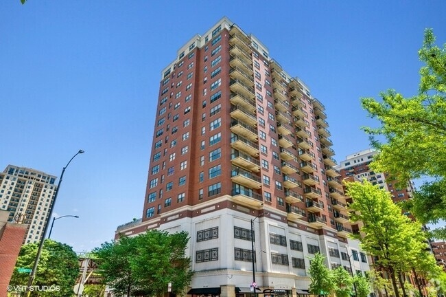Building Photo - 5 E 14th Pl Unit 1202 Rental