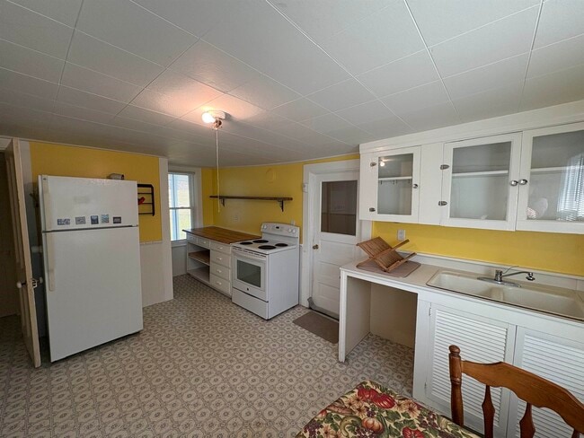 Photo - 477 Myers Rd