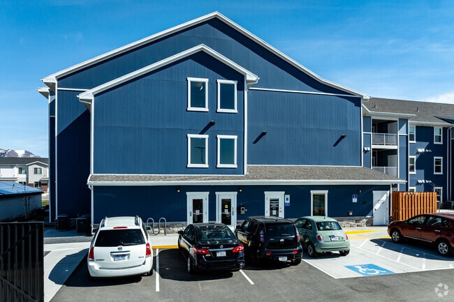 Leasing Center - Residences at West Haven