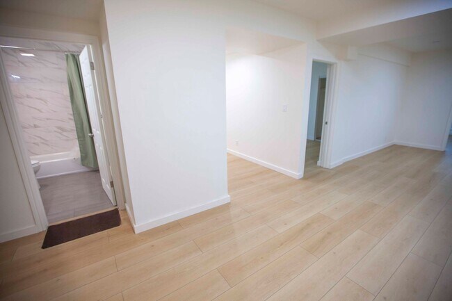 Photo - 938 Huron Ave Unit Downstairs