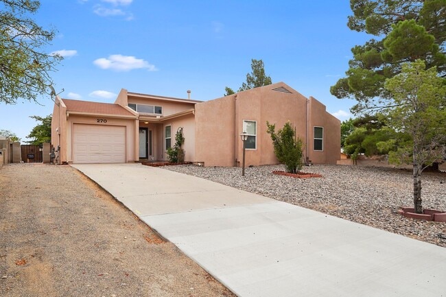 Building Photo - For Rent | 3 Bed / 2 Bath | 1-Car Garage |... Rental