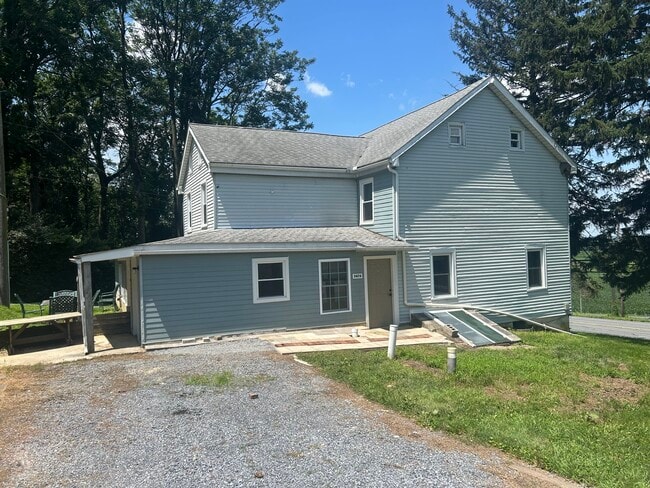 Building Photo - 5476 Lincoln Hwy Rental