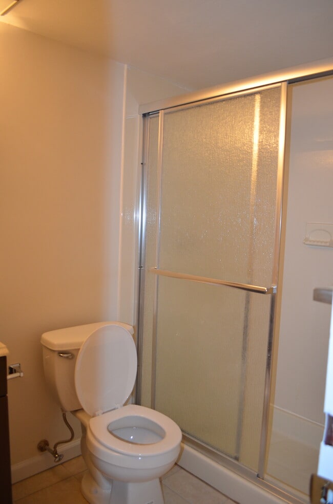 Building Photo - 4600B Acton Ct Unit 4600B Acton Ct, Bensalem