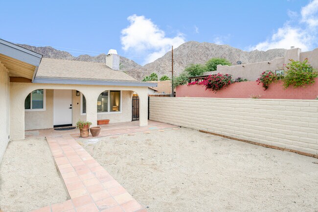 Photo - 53840 Eisenhower Dr