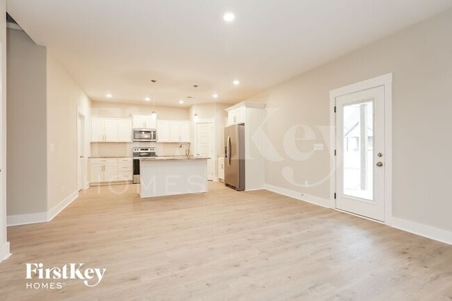 Photo - 1425 Kingbird Dr