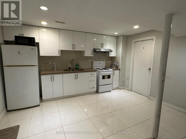 Photo - 37 Halder Crescent