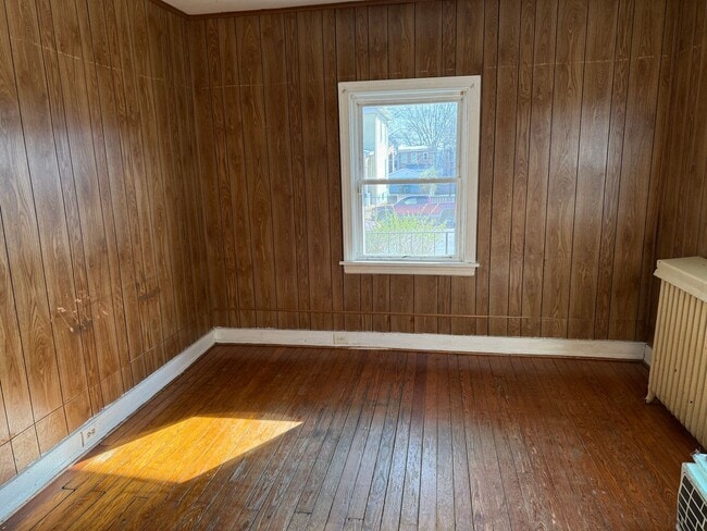 Photo - 702 Northside Ave