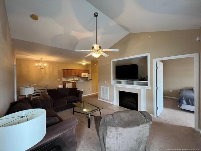 Photo - 621 Marshtree Ln