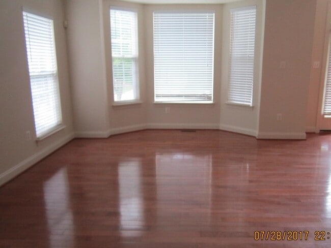 Photo - EDGEWATER TERRACE