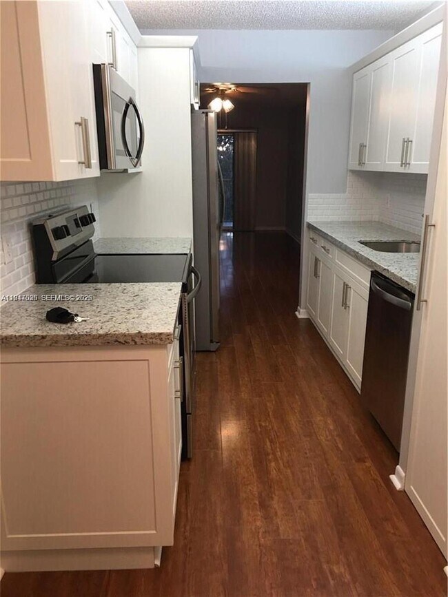 Photo - 1400 SW 124th Terrace Unit 403Q